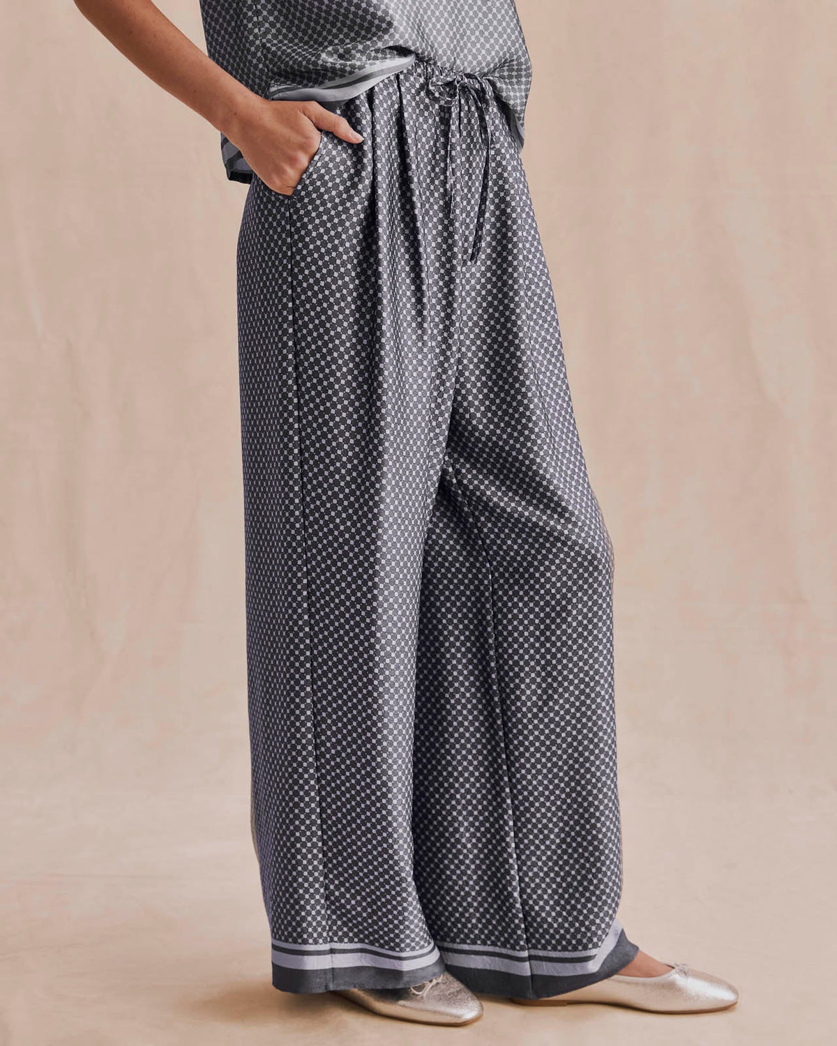 Valerie Pleated Print Pant