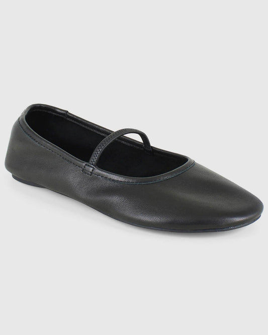 Bella Leather Ballet Flat in Black - Black