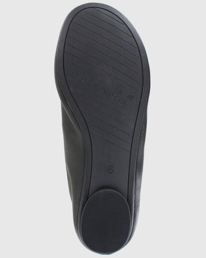 Bella Leather Ballet Flat in Black - Black