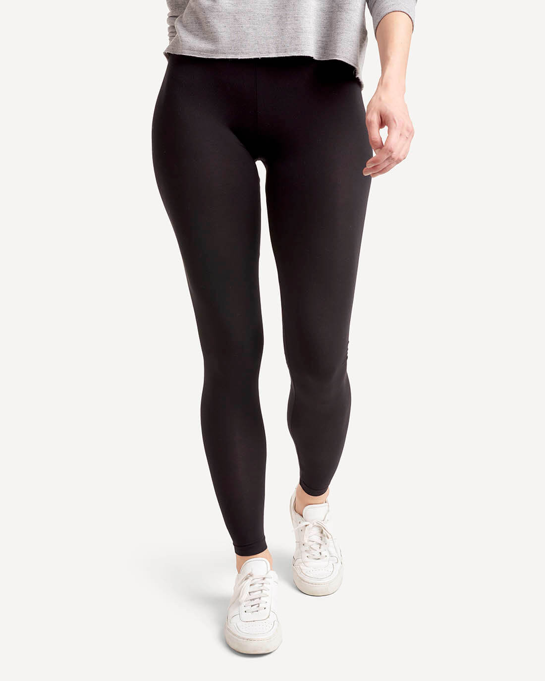 Essential Legging - Black