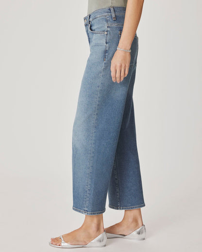 Straight Ankle Jean in Medium Wash - Ocean Breeze