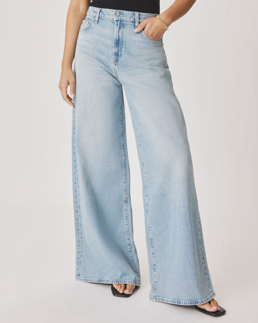 Ravyn Wide Leg Jean in Light Wash - Sea Blue