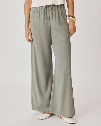 Valerie Pant