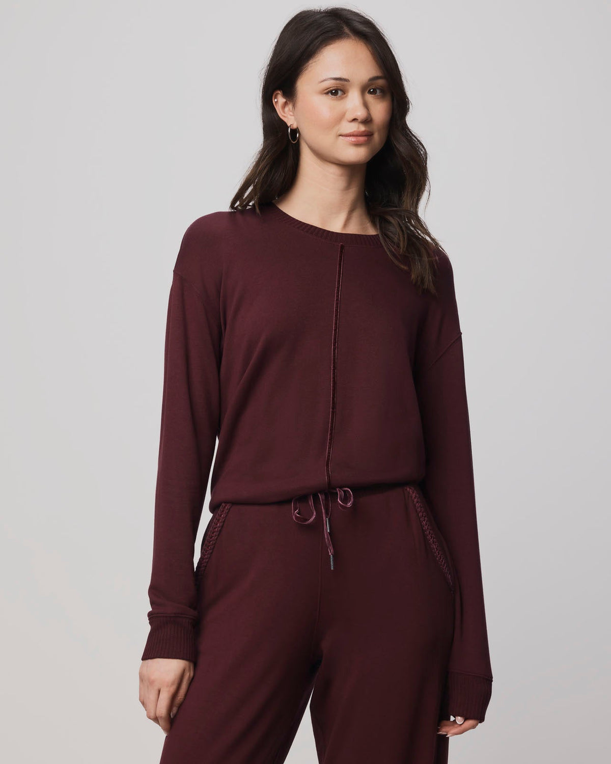 Supersoft Trim Pullover Using LENZING™ECOVERO™ Fibers