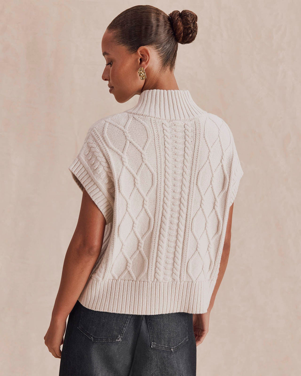 Splendid x @Cellajaneblog Cable Knit Vest - Porcelain