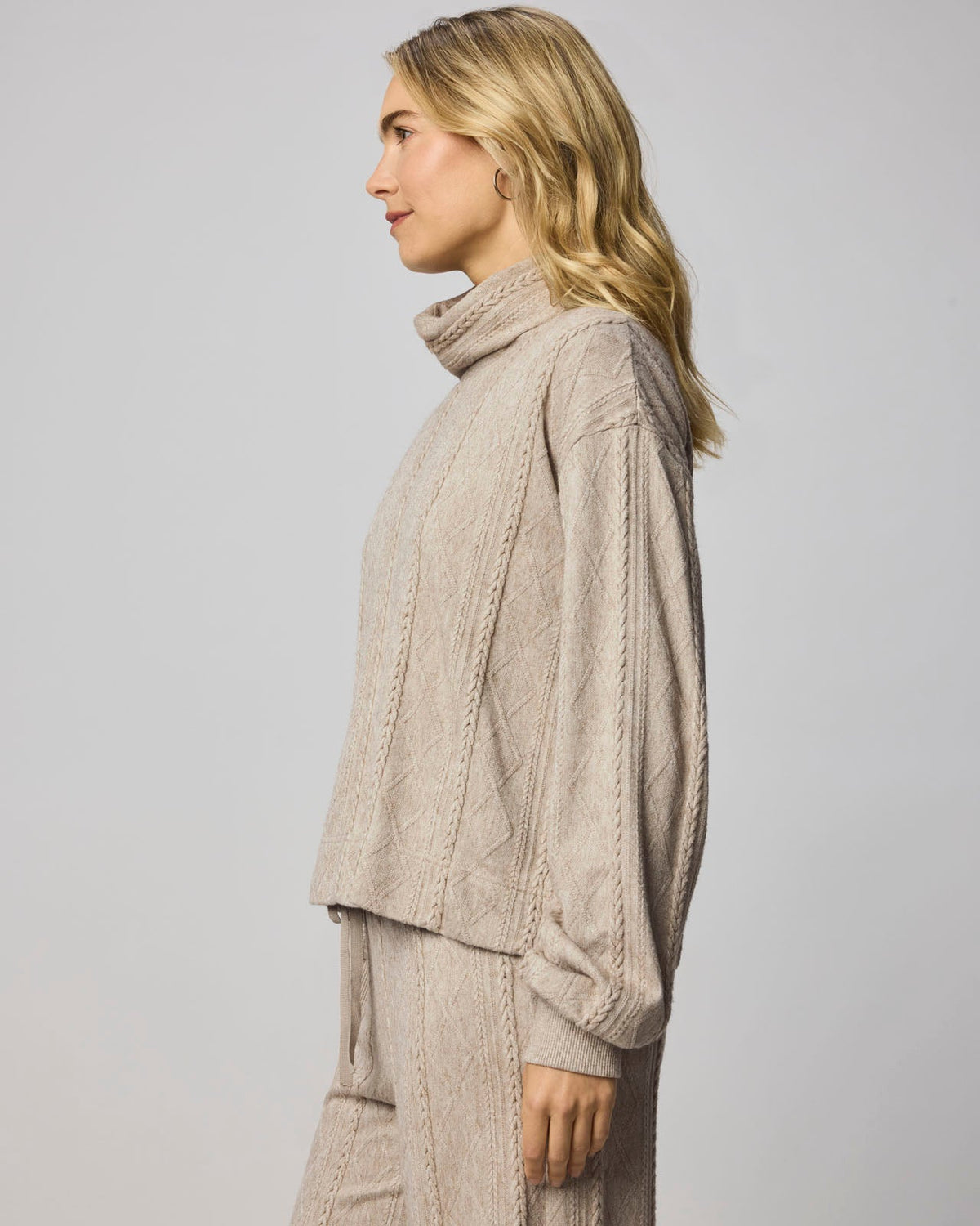 Cable Lounge Turtleneck Top
