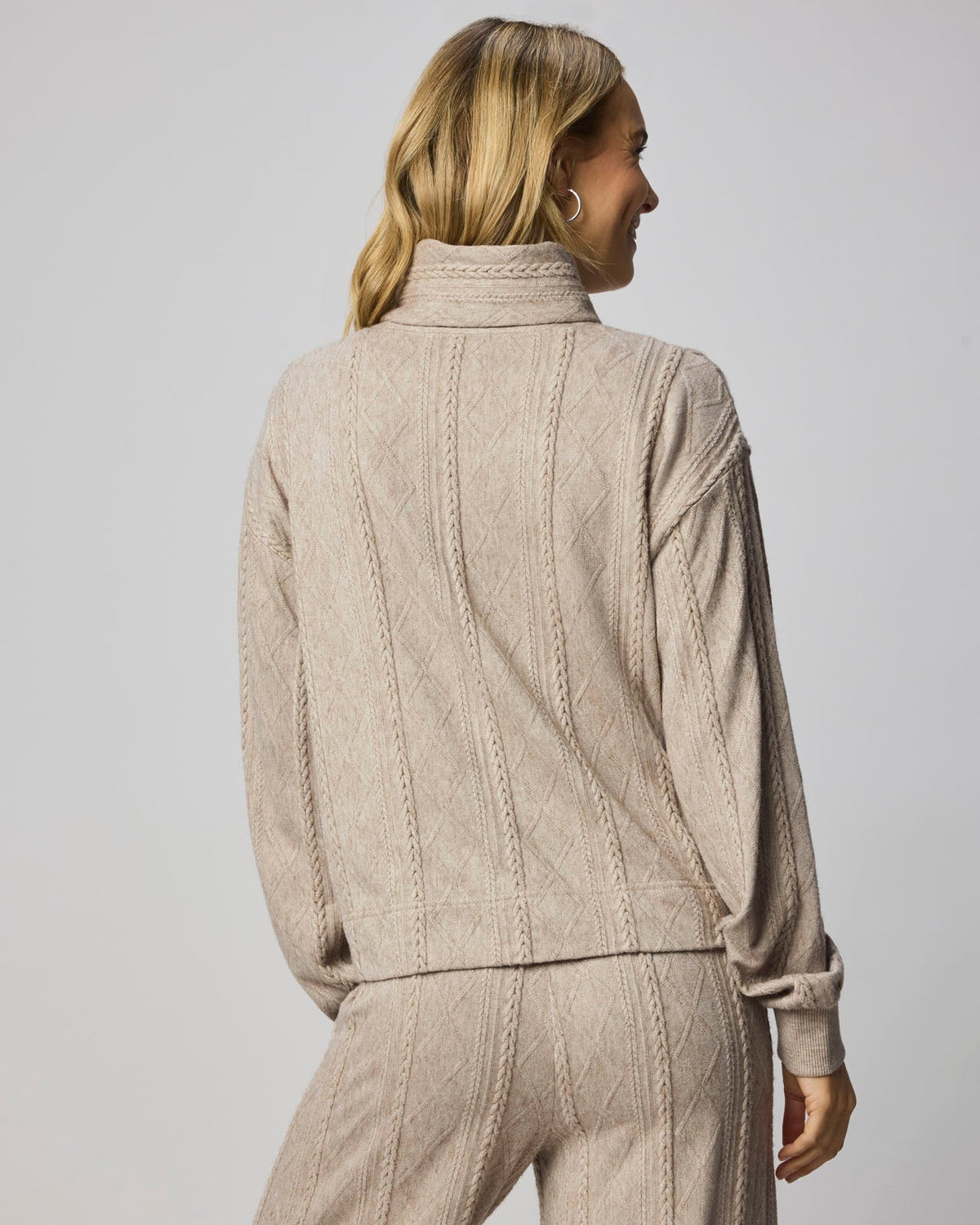 Cable Lounge Turtleneck Top