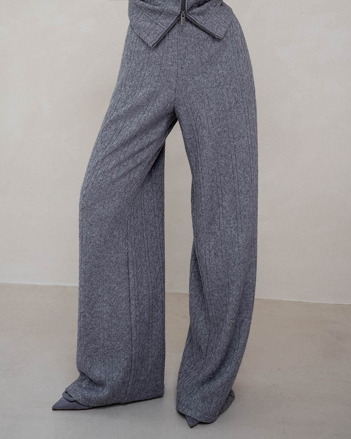 Sweatersoft Flare Pant